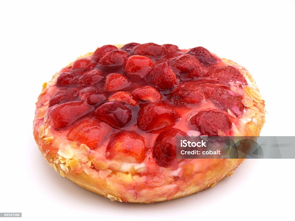 Torta di fragole - Foto stock royalty-free di Bianco