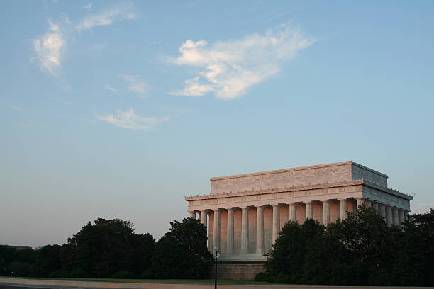 istock Lincoln Memorial, Washington DC 89338403