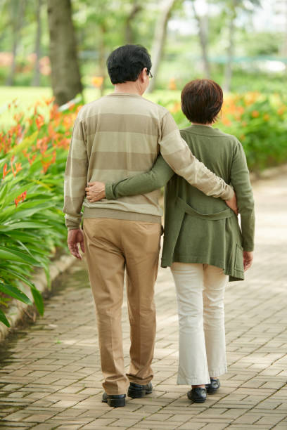 istock Aged couple in love 893388474