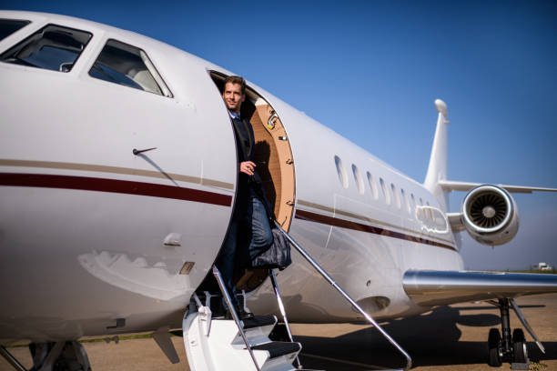 istock Man at the airport 893411942