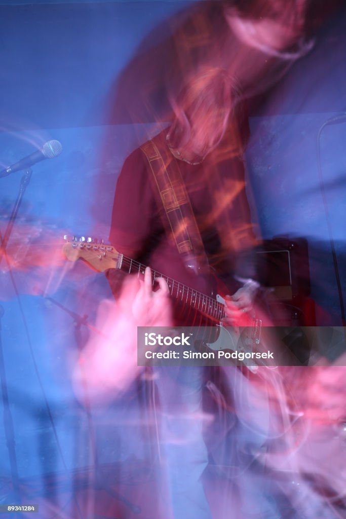 Guitarrista en el escenario - Foto de stock de Actuación - Representación libre de derechos