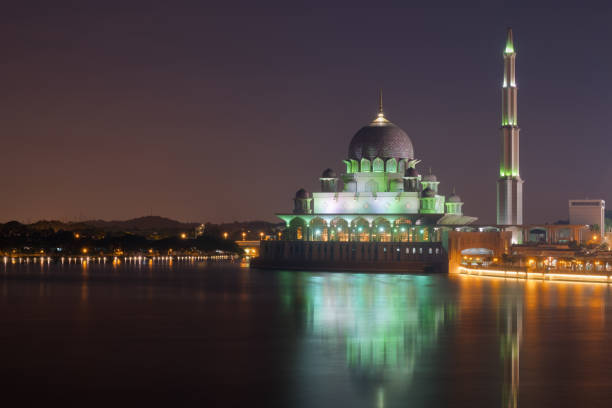 istock Beautiful putra Mosque view at night, Putrajaya, Malaysia 893417262