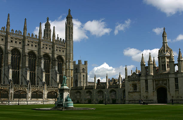 istock Kings college cathedral, Cambridge, England 89342653