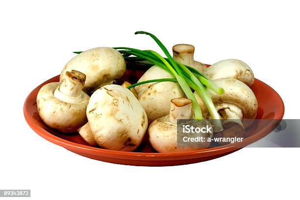 Champignons 녹색 양파를 굴절률은 리펄스 플라테 0명에 대한 스톡 사진 및 기타 이미지 - 0명, 건강한 식생활, 골파