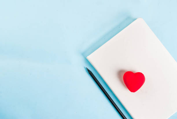 istock Valentine's day greeting card concept 893440042