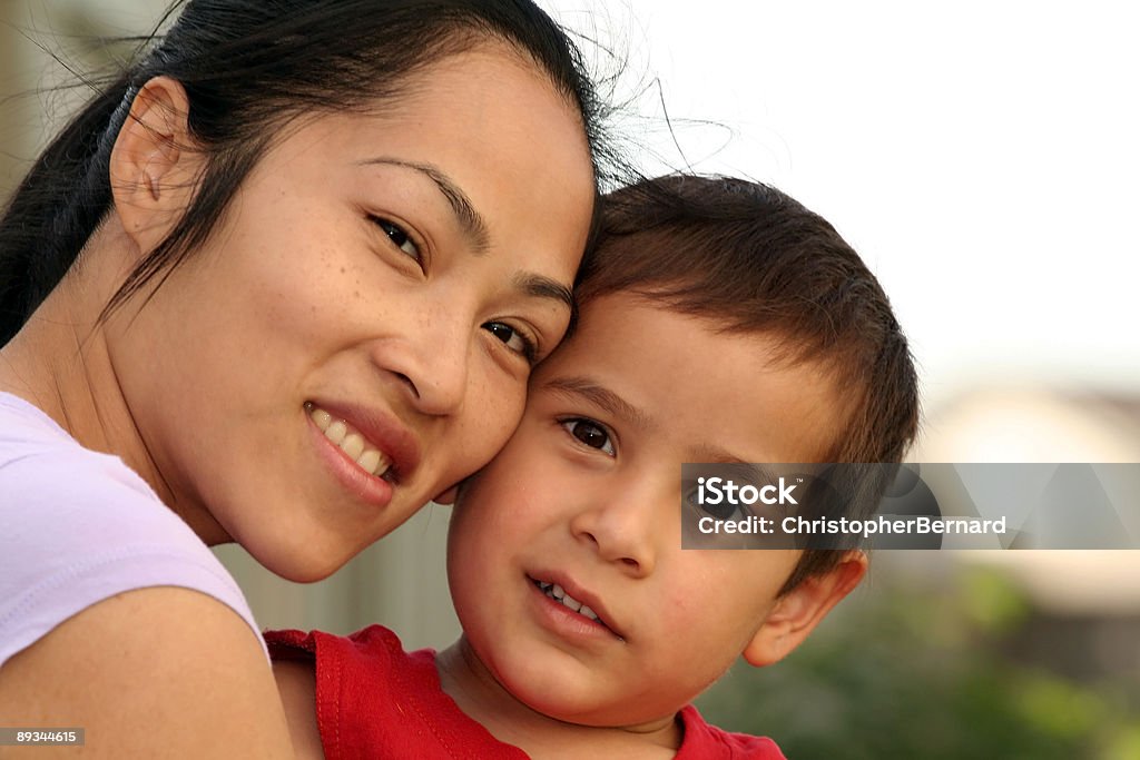 Mère & Son - Photo de Adulte libre de droits