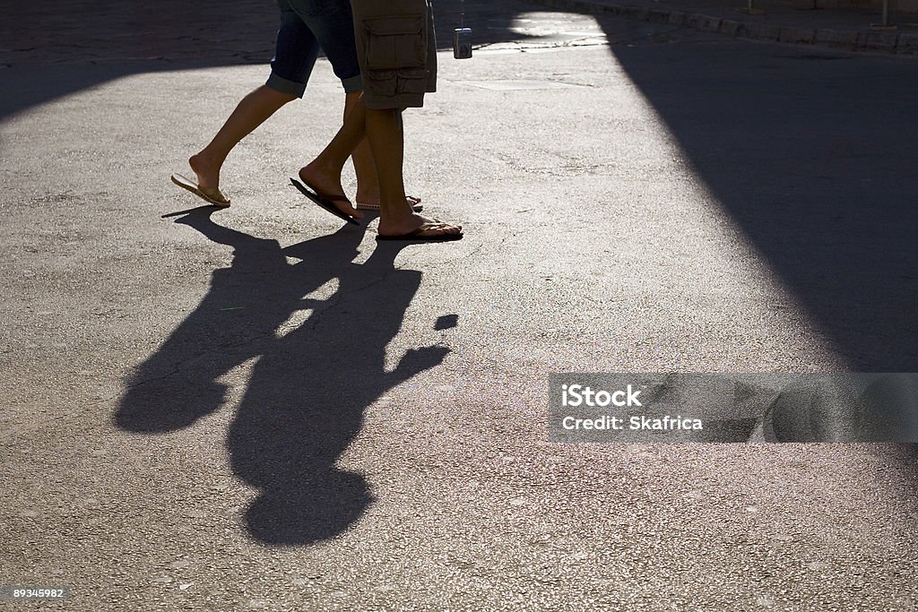 En el paso - Foto de stock de Adulto libre de derechos