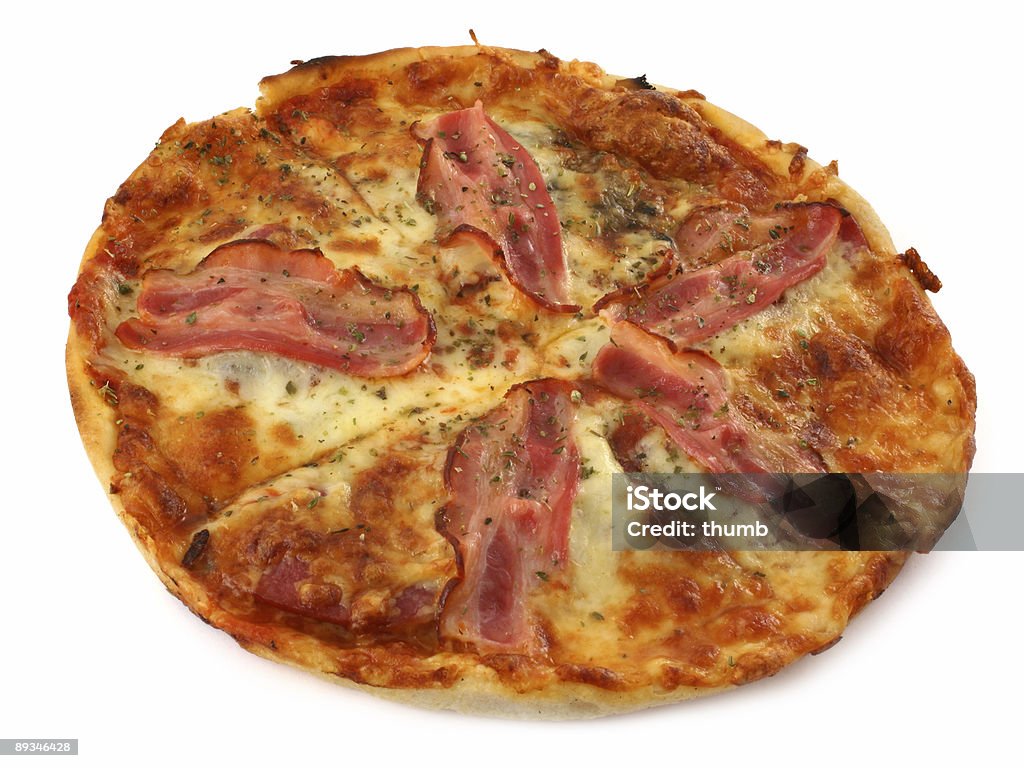 pizza sobre blanco - Foto de stock de Calzone libre de derechos