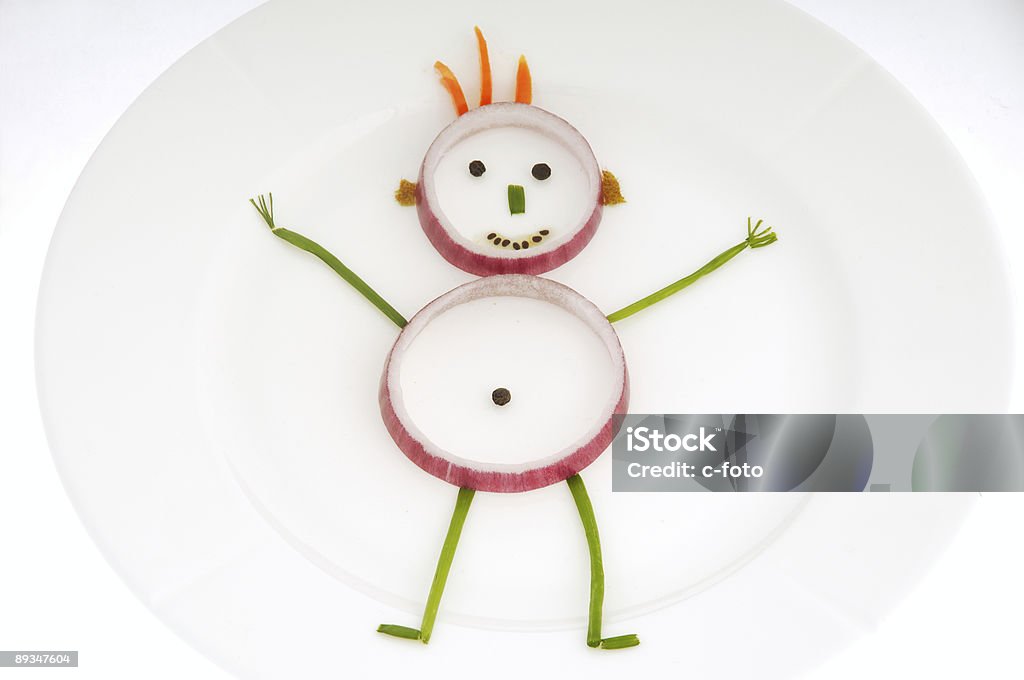 Homme sur un plat de légumes - Photo de Adulte libre de droits