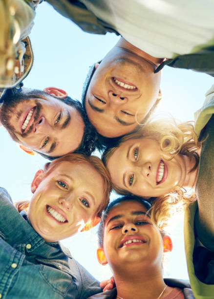 istock All smiles with our friends 893478586
