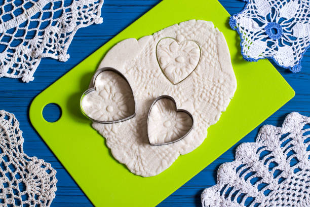 istock Making souvenirs from salted dough for Valentine's Day. Step 13 893481334