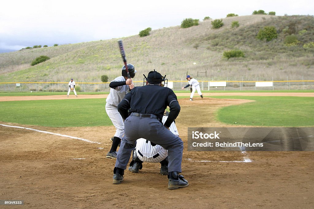 Pitchers jeu - Photo de Arbitre de baseball libre de droits