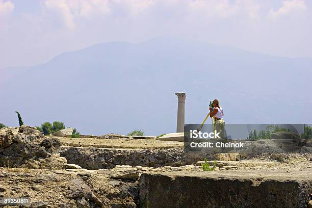 Arqueólogo Foto de stock y más banco de imágenes de Arqueólogo - Arqueólogo, Pompeya, Aire libre