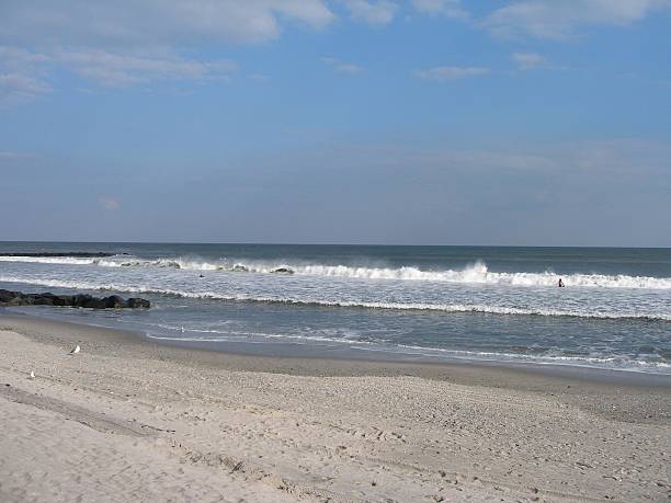 Surfer sur les vagues - Photo