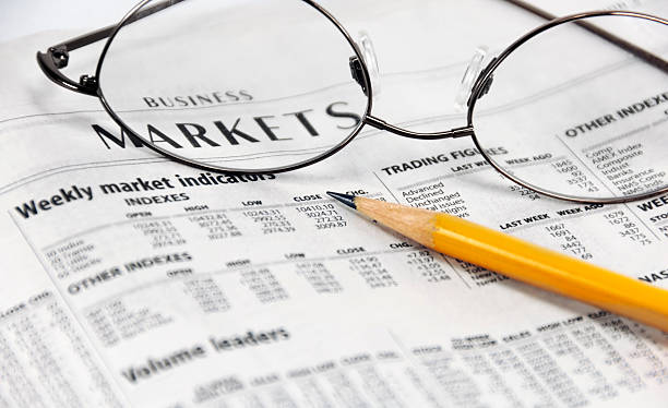 istock Newspaper Business Market Report 89353699