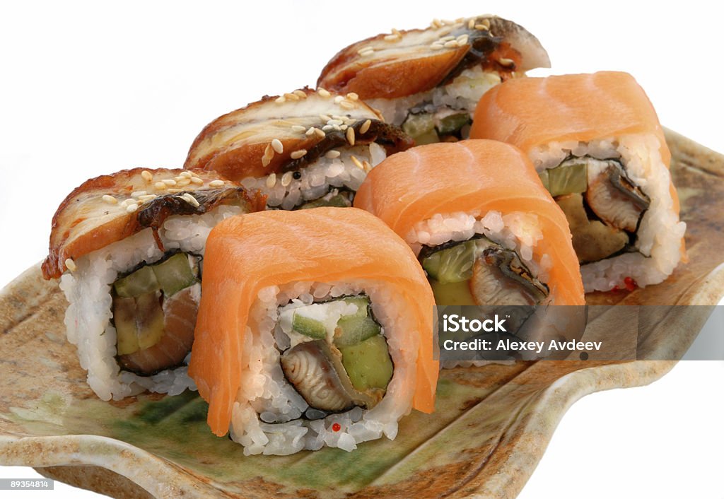 Rollos de sushi y - Foto de stock de Aislado libre de derechos