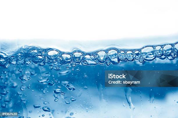 Lacqua - Fotografie stock e altre immagini di Acqua - Acqua, Bibita, Bolla