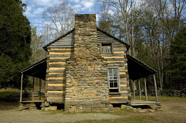 istock Cades Cove - John Oliver Cabin 89359374