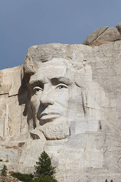istock Abraham Lincoln - mount rushmore national memorial 89359981