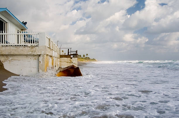 istock high tide at the cottage 89362629