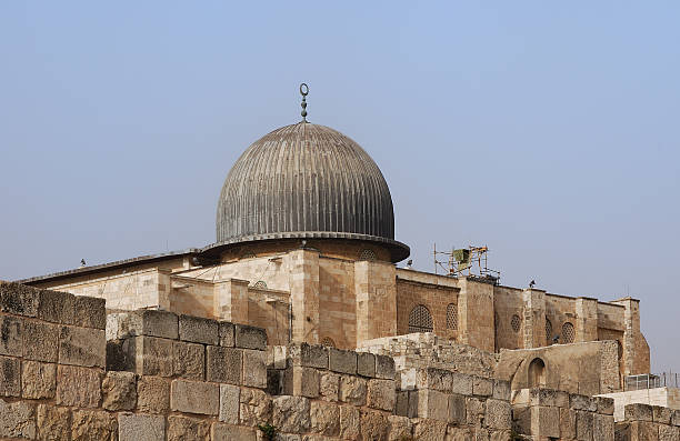 istock Dome of Al-Aqsa 89363371