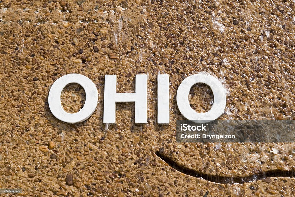 Слово Огайо в воде - Стоковые фото Алфавит роялти-фри