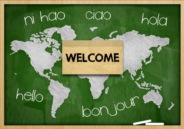 notas adhesivas con bienvenida en mapa del mundo / greenboard concepto (haga clic para más información) - greeting welcome sign translation world map fotografías e imágenes de stock