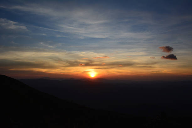 istock Beautiful sunset in mountains. Summer sundown. Wonderful nature background. 894166364
