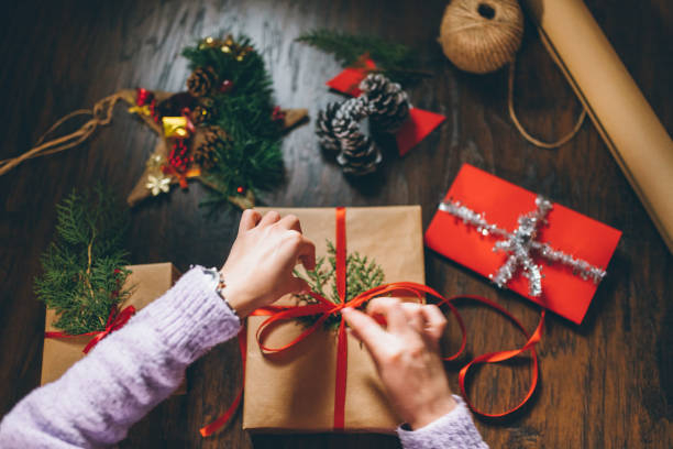 istock Finishing up Christmas gifts 894296330