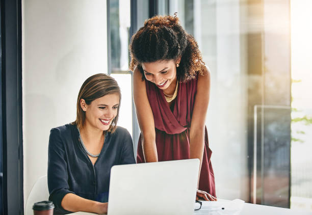 istock Collaborative contributions makes for efficient business dealings 894315004