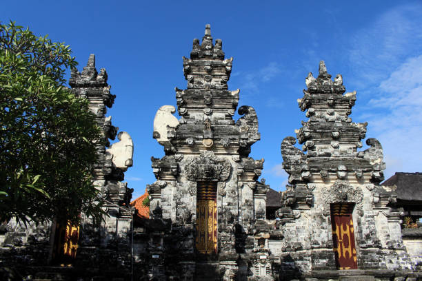istock Balinese Temple in Batu Bolong beach 894348426