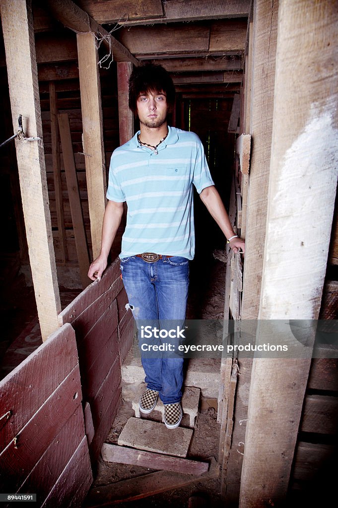 teen rural portraits - Royaltyfri Barn Bildbanksbilder