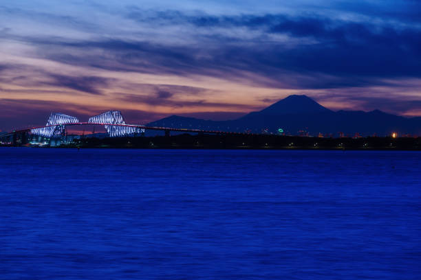 View from Maihama, Chiba at Twilight View ( Tokyo-Gate Bridge, Mt. Fuji, etc..) from Maihama, Chiba at Twilight tanzawa mountains stock pictures, royalty-free photos & images