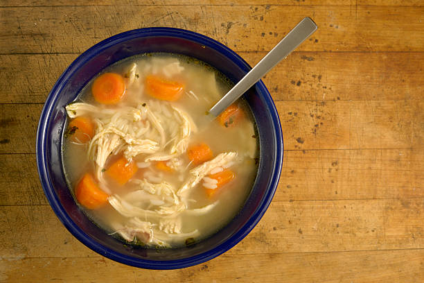 Fish glue stewed chicken soup