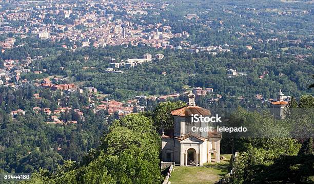 Sacro Monte Varese Veduta Aerea - Fotografie stock e altre immagini di Varese - Varese, Montagna, Sacro