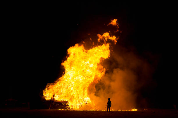 istock Bonfire Night, Bafana, Italian tradition 894478736