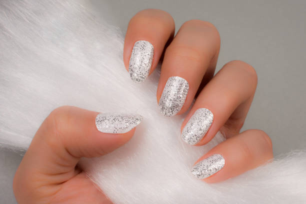 White Glittered Nails Stock Photo - Download Image Now - Fingernail, Glitter,  Manicure - iStock