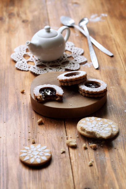 istock Vegan Jam Filled Sandwich Cookies 894574090