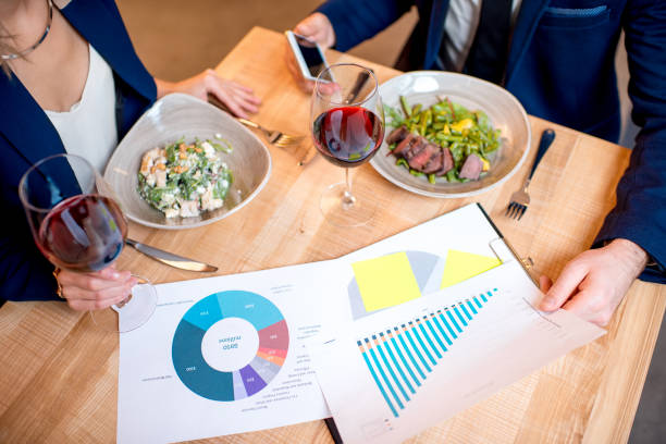 istock Business dinner at the restaurant 894614994