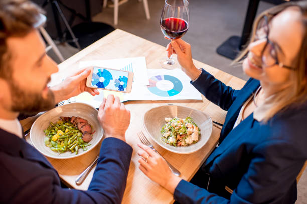 istock Business dinner at the restaurant 894615174