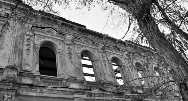 istock old building my town pasttime house 894621276