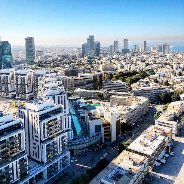 istock My Street tlv 894635886