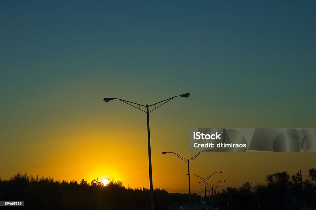 Autoroute au coucher du soleil - Photo de Accident bénin libre de droits