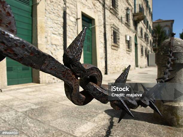 Old Fashioned Cadena Foto de stock y más banco de imágenes de Acero - Acero, Alambre de espino, Antiguo