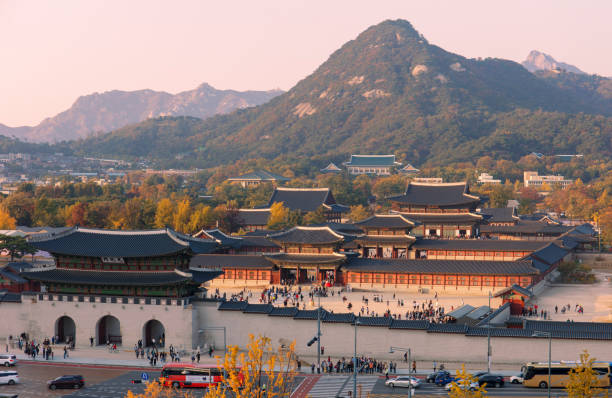 istock Gyeongbokgung Palace 894690780