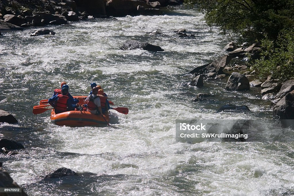 Rafting à Clear Creek, dans le Colorado - Photo de Rafting en eau vive libre de droits