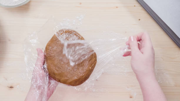 istock Baking gingerbread cookies for Christmas. 894707168