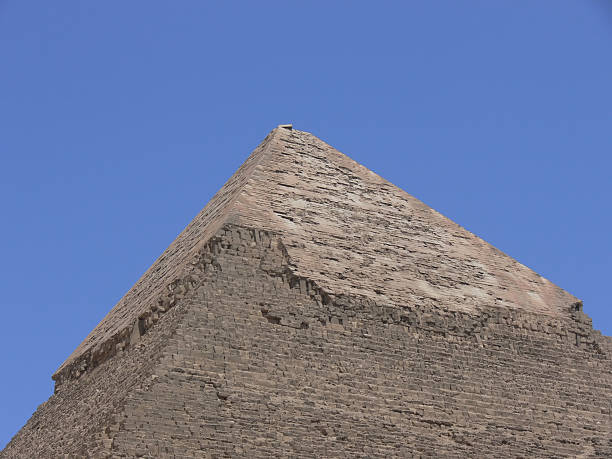 kefren piramide 2 - pirã¡mide foto e immagini stock