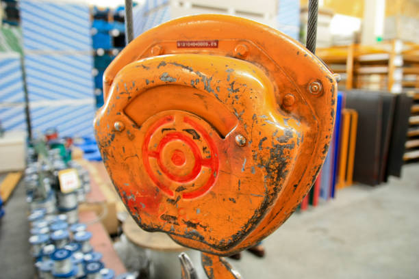 istock Hoist of orange 894752902