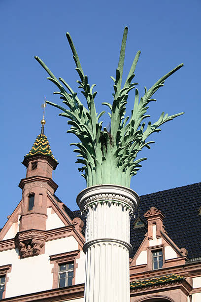 istock Column on the Nikolaikirchhof 89475570